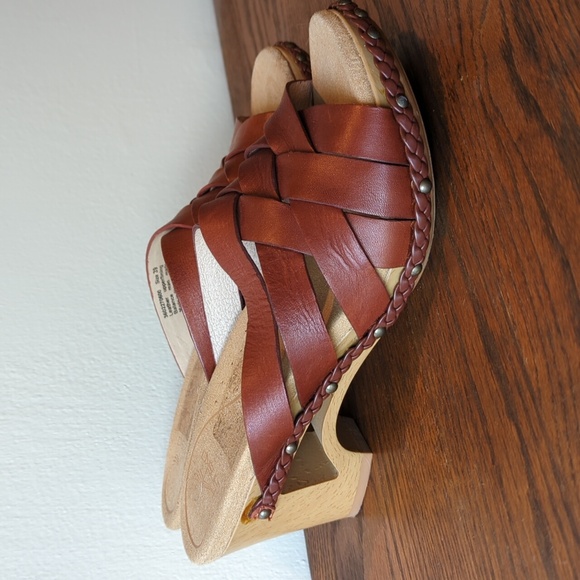 Dansko Tory Woven Leather Sandal - Picture 4 of 8